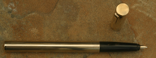 DUNHILL ROLLED GOLD FOUNTAIN PEN